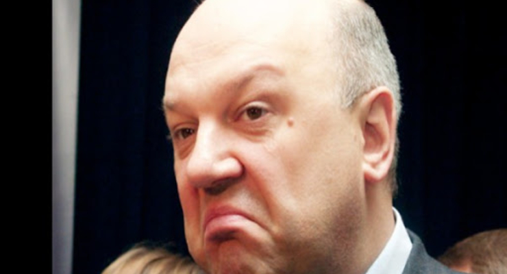 В СМИ сомневаются в доброчестности Пасечника, которому могут достаться миллиарды на вакцинацию