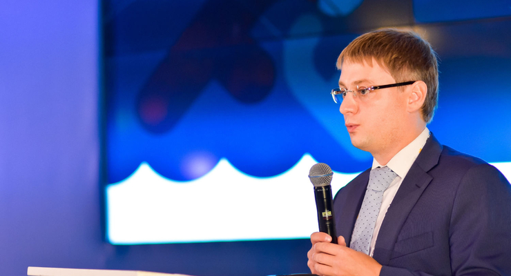 Неэффективная вакцинация может замедлить восстановление экономики – Константин Стеценко