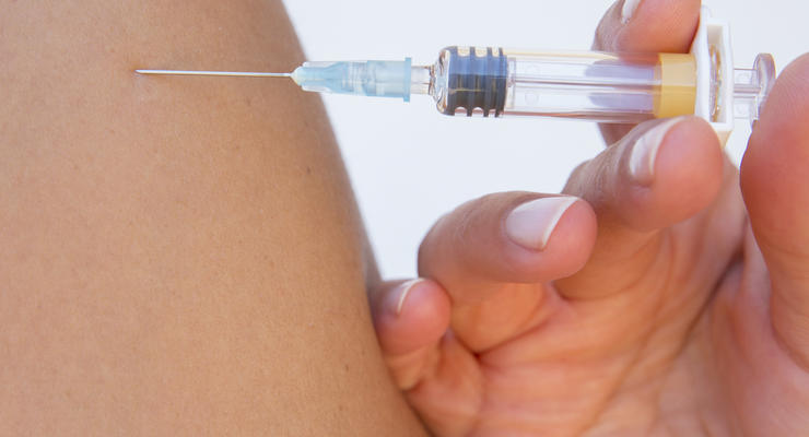 Всемирный банк выделит Украине 2,5 млрд грн на вакцинацию