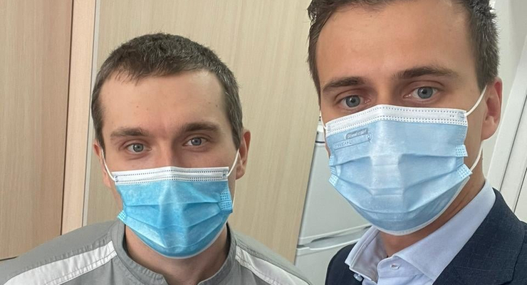 Вакцинированный врач и глава Черкасской ОГА / Facebook