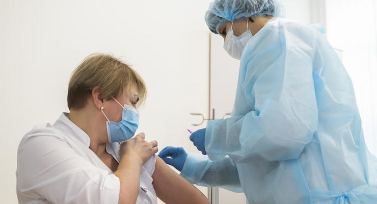 Более 44 тысяч украинцев же записались на вакцинацию – Степанов