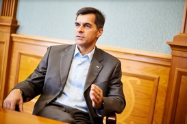 Жмак прокомментировал свое увольнение с поста главы УЗ