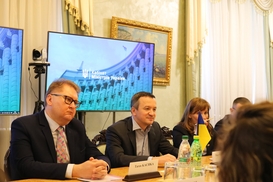 "Карантинные" 8 тысяч: Сколько денег уже выплатили украинцам