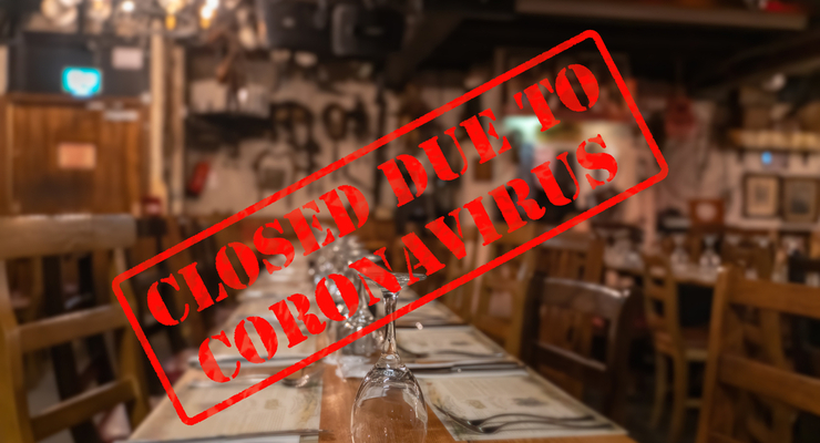 Оборот работающих ресторанов сократился на 12% / depositphotos