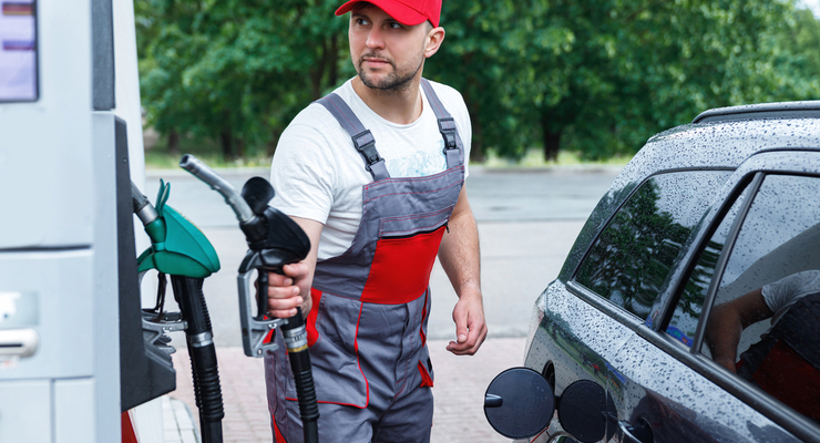 Правительство открыто для предложений от представителей рынка нефтепродуктов / depositphotos.com