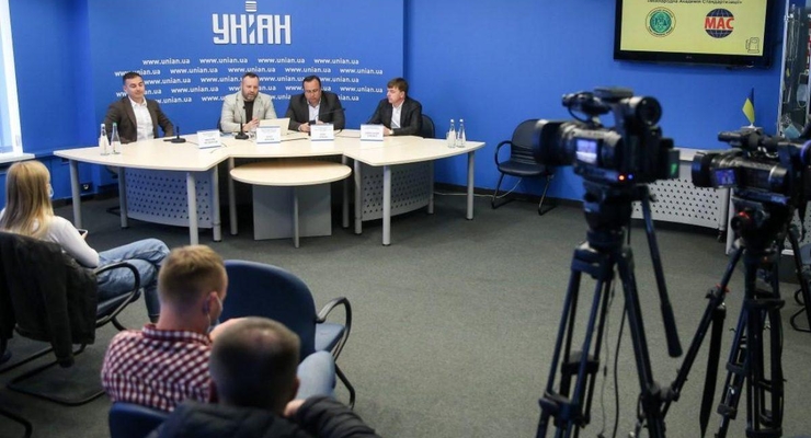 В Киеве проверили качество ДП и бензина на семи крупнейших АЗС