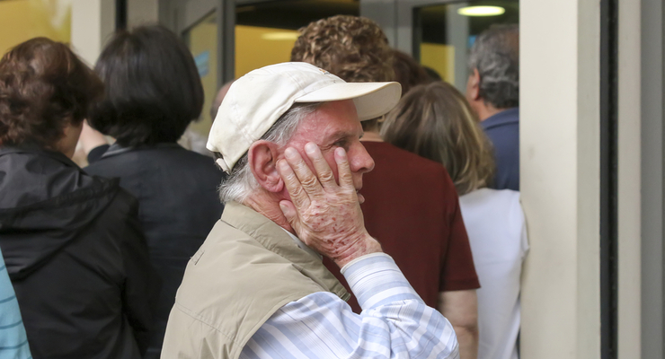 Для получения бланков не нужно лично приходить в госорган  / depositphotos