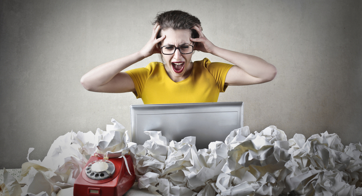 В письмах есть дополнительный файл с вирусом  / depositphotos