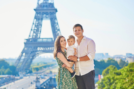 Франция открывает границы для украинцев: правила въезда