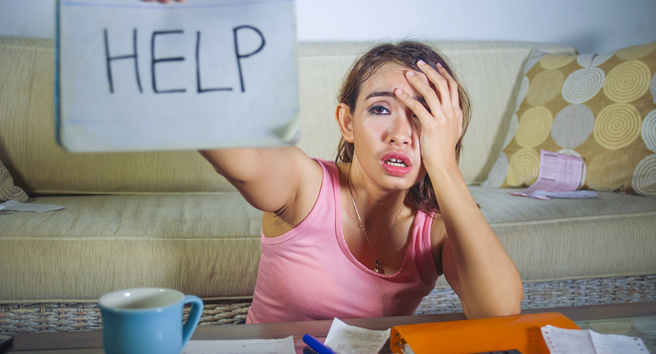 У 35,4% респондентов снизилась заработная плата / depositphotos