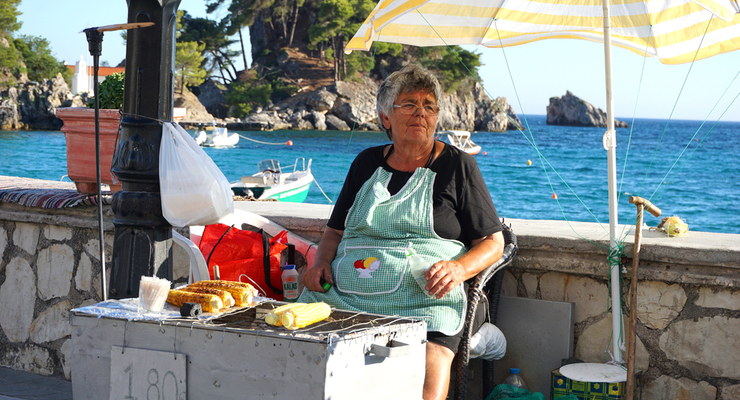 В курортных городах можно заработать до 20 тыс грн / depositphotos