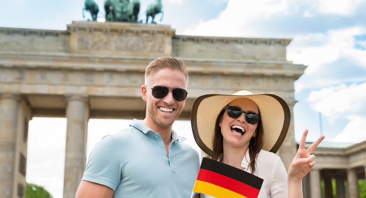 Вакцину нужно получить за 14 дней до путешествия  / depositphotos