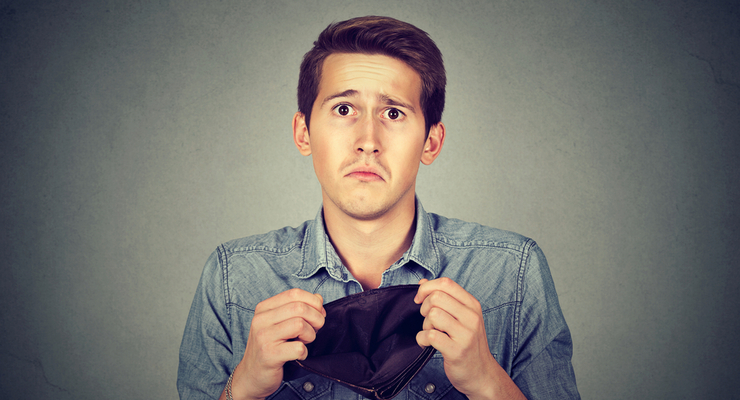 Основным источником прибыли украинцев является зарплата / depositphotos