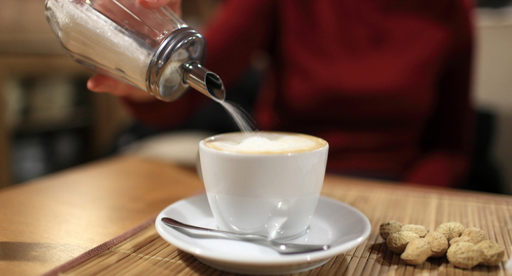 В Украине подорожал сахар / depositphotos