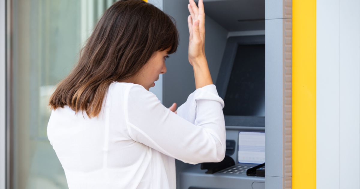 ПриватБанк без разрешения клиентов меняет PIN-коды к картам: что происходит - Vimarsana News