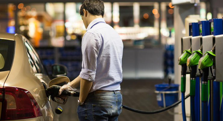 Цены на бензин в Украине поднялись: сколько стоит топливо на АЗС