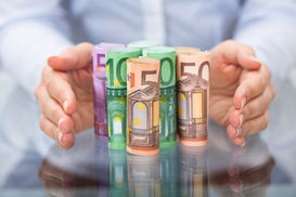 Курс валют на 17.09.2021: Евро упал в цене