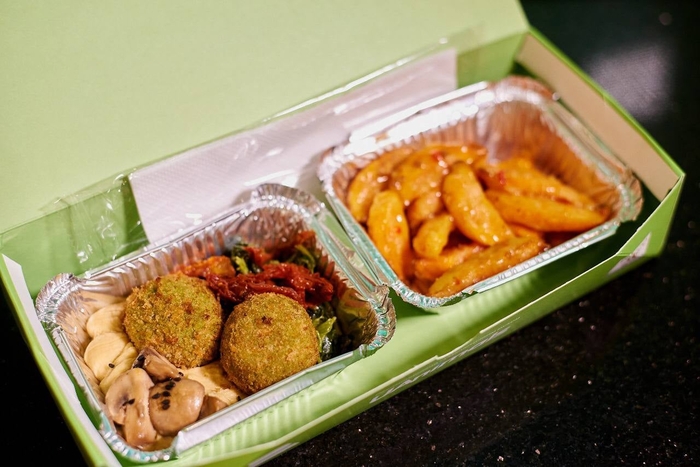 УЗ обновила ланч-боксы: мясной, детский, веганский