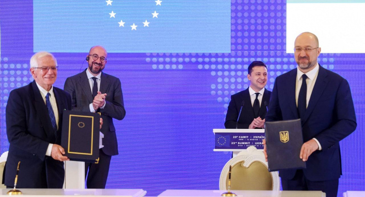 Украина и Евросоюз подписали соглашение об общем авиационном пространстве / kmu.gov.ua