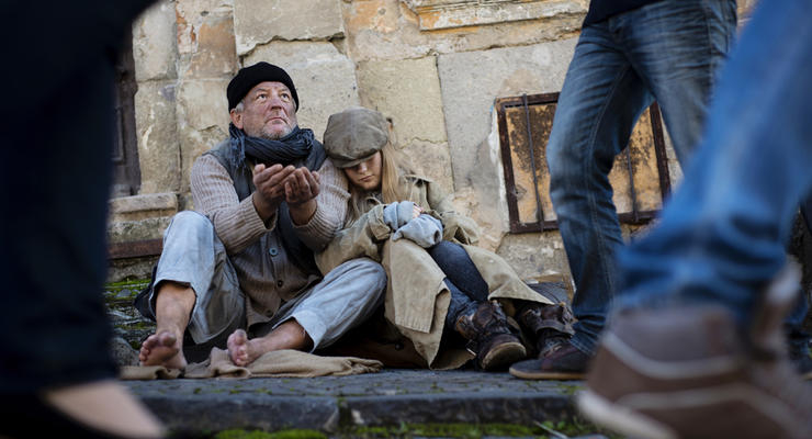 Уровень бедности в семьях с детьми выше (47%), чем в семьях без детей (34%) по данным 2019 года / depositphotos.com