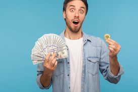 Цена биткоина резко взлетела впервые с апреля