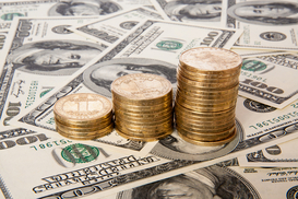 Гривна укрепляется: аналитики рассказали, почему дешевеет доллар