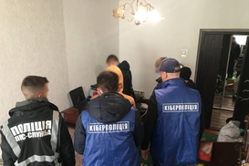 Поддельные паспорта и COVID-сертификаты: поймали разработчика фейковой "Дии" (видео)