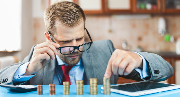 Меньше всего в Украине платят в Черновицкой области / depositphotos