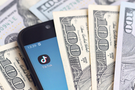 Зарплата до 30 тыс. грн: в Украине работодатели ищут ТікТок-специалистов