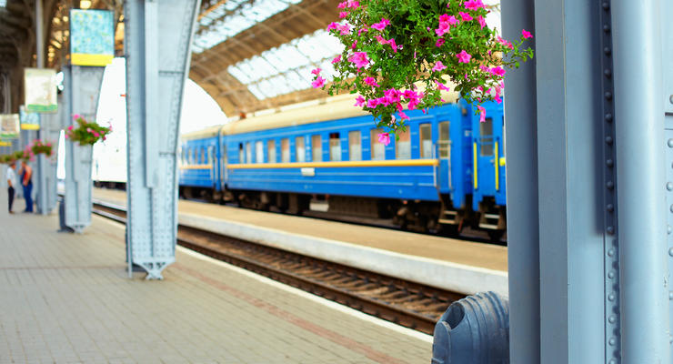 Украина запускает дополнительные поезда в Польшу