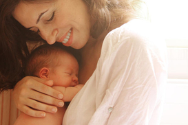 В Украине увеличат помощь при рождении ребенка