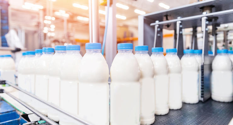 В Украине переработчики молока жалуются на качество сырья