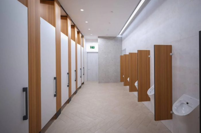 Дизайн уборных в киевском вокзале