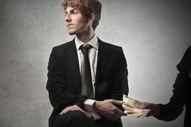 "Деньги сп**жены": СМИ опубликовали расследование о строительстве хранилища в Чернобыле