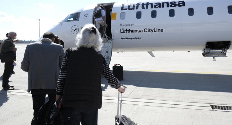 Немецкая авиакомпания Lufthansa перенесла ночные рейсы в Украину - причина
