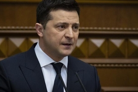 "Тысяча Зеленского": Украинцы получат еще 500 грн за бустерную дозу, а также смогут оплатить коммуналку