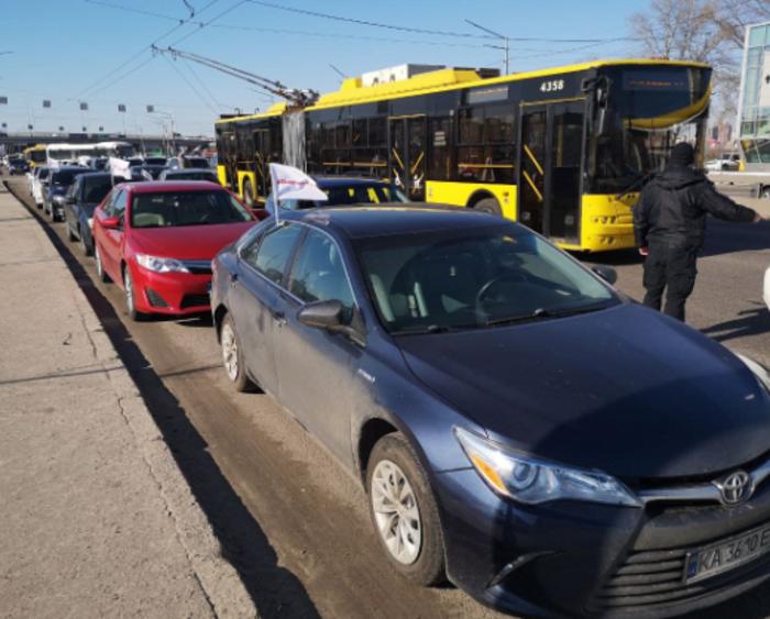Забастовка таксистов в Украине