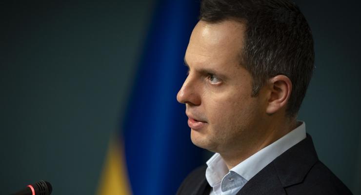"2-3 млрд долл в месяц": В Офисе президента посчитали потери Украины из-за рисков вторжения РФ