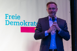 Германия практически прекращает бизнес с Россией - министр финансов