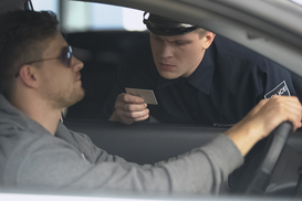 Что делать, если во время военного положения закончился срок действия документов на авто