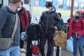 "Укрзализныця" сделала все поезда с востока на запад Украины эвакуационными: список