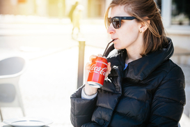 Супермаркеты Украины снимают с продаж все напитки Coca-Cola