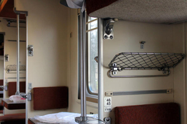 УЗ возвращает платный проезд в некоторых поездах