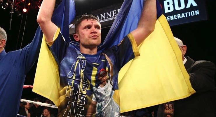 Украинский боксер выставил на аукцион боевые шорты, чтобы поддержать ВСУ