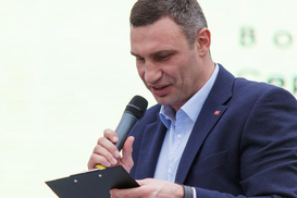 Бизнес в Киеве постепенно возобновляет работу, - Кличко