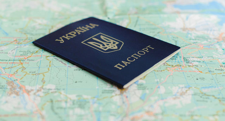 Украинцы снова могут пересекать границу по внутренним паспортам - МВД