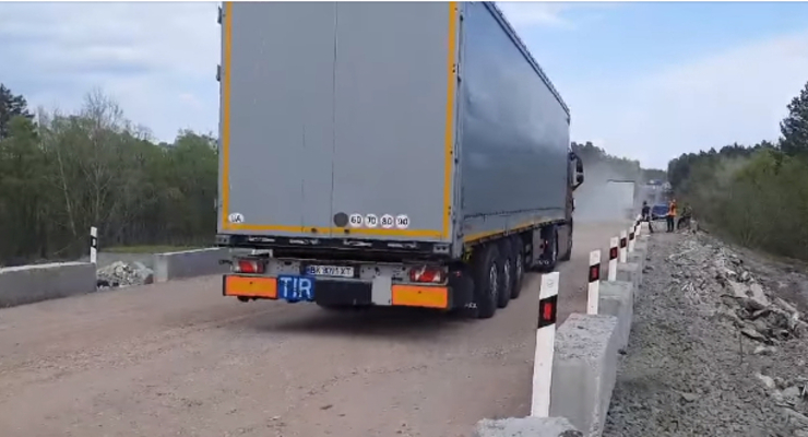 Сообщение Киев - Житомир полностью восстановлено по Варшавской трассе / facebook.com/oleksandr.kubrakov