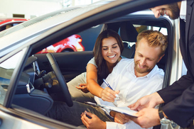 Скільки автомобілів придбали українці у квітні 2022 року