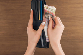 Перечень банков для выплат зарплат и пенсий бюджетникам не будет меняться во время войны