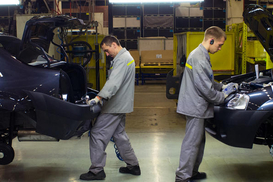 Nissan приостанавливает производство в РФ на шесть месяцев